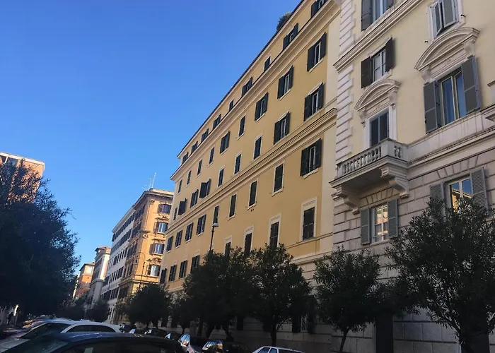 Colosseo Sunset דירה *